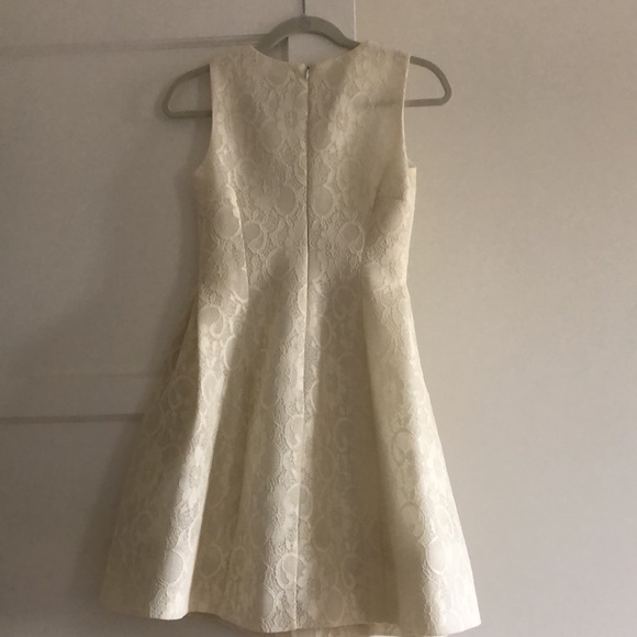 Calvin Klein Brocade White Lace Dress - Picture 5 of 11
